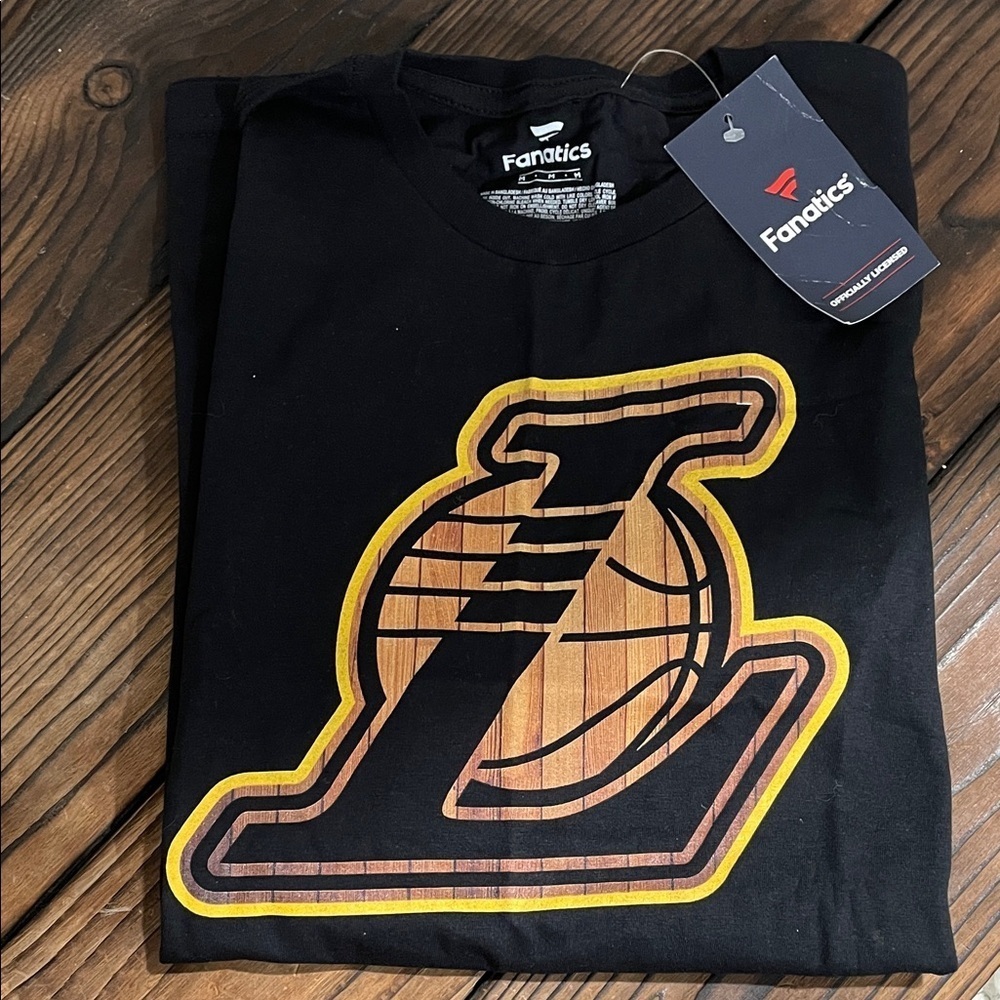 NWT Fanatics Black Tee with Gold and Brown LA Lakers Graphic